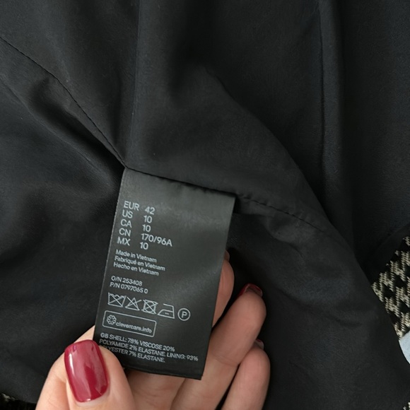 H&M houndstooth blazer - Picture 7 of 7